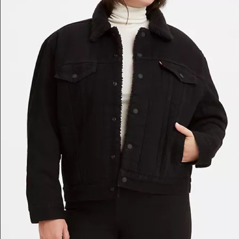 COPY - Levi’s Ex-Boyfriend Sherpa Trucker Jacket